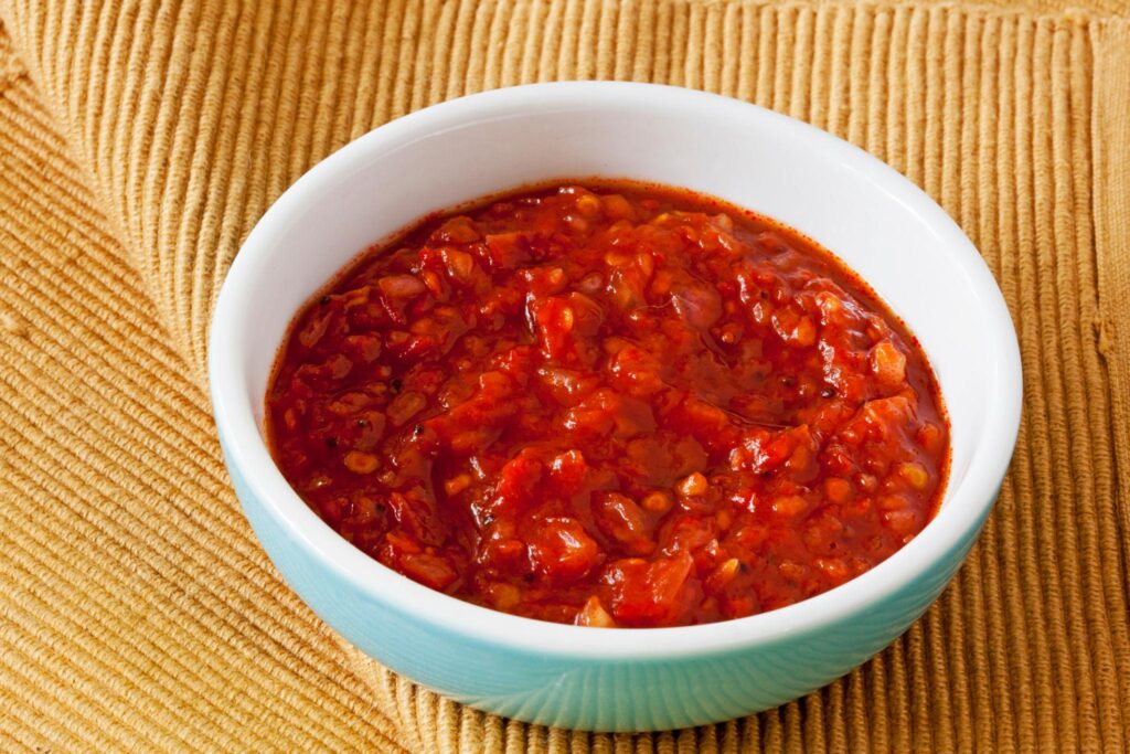 pyaz ki chutney spicy indian chutney quick recipes summer